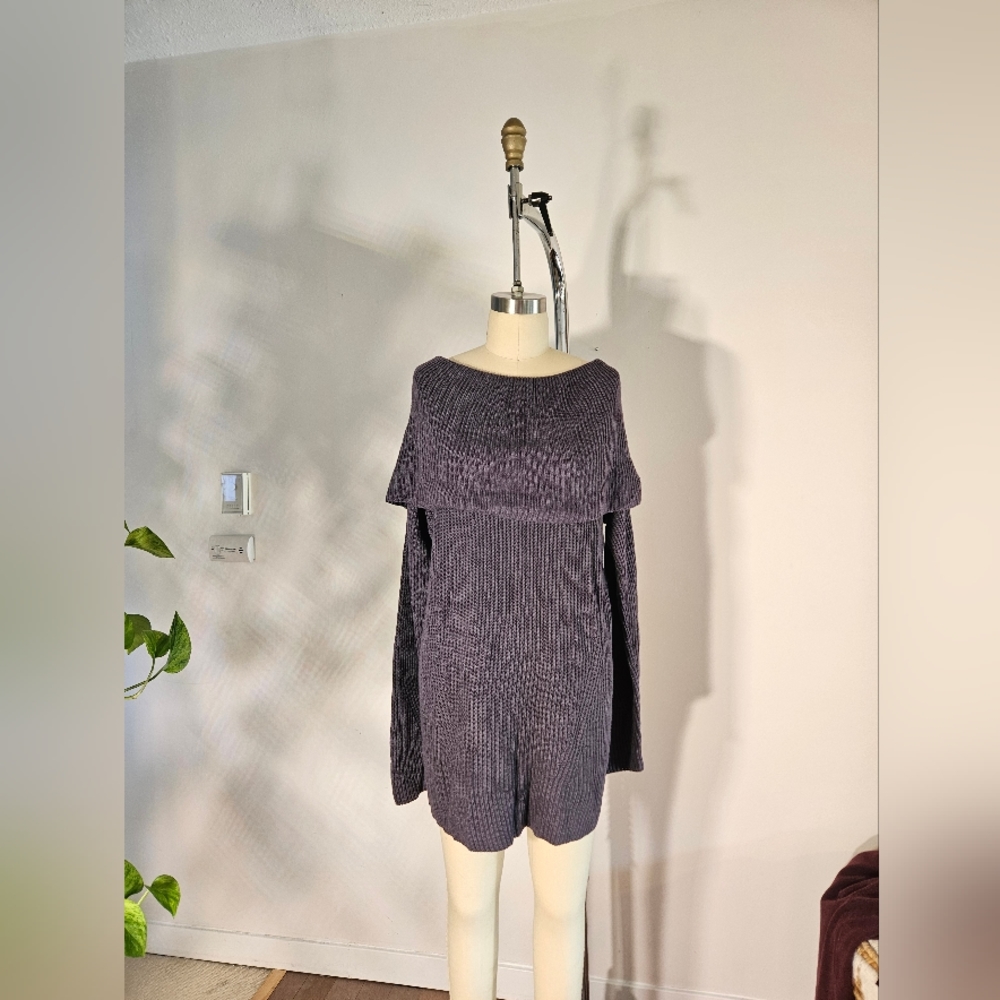 Off shoulder knit dress